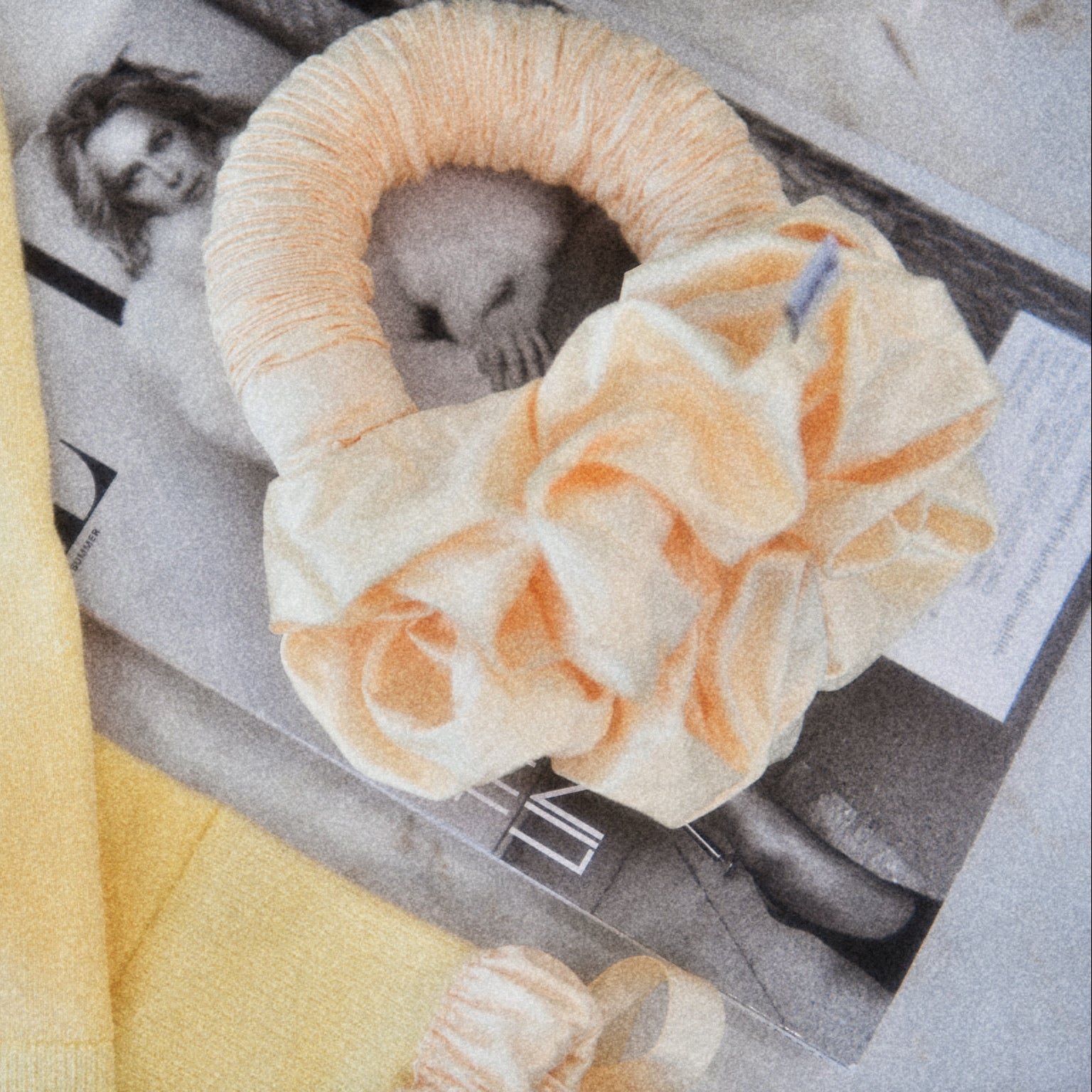 The Sleepy Tie® Sunshine