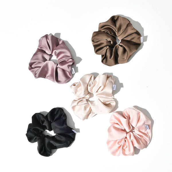 Casoty 18-teiliges Set – 6x Schleifen-Haarband, 6x Plüsch-Schlafmaske, 6x Satin-Haargummi