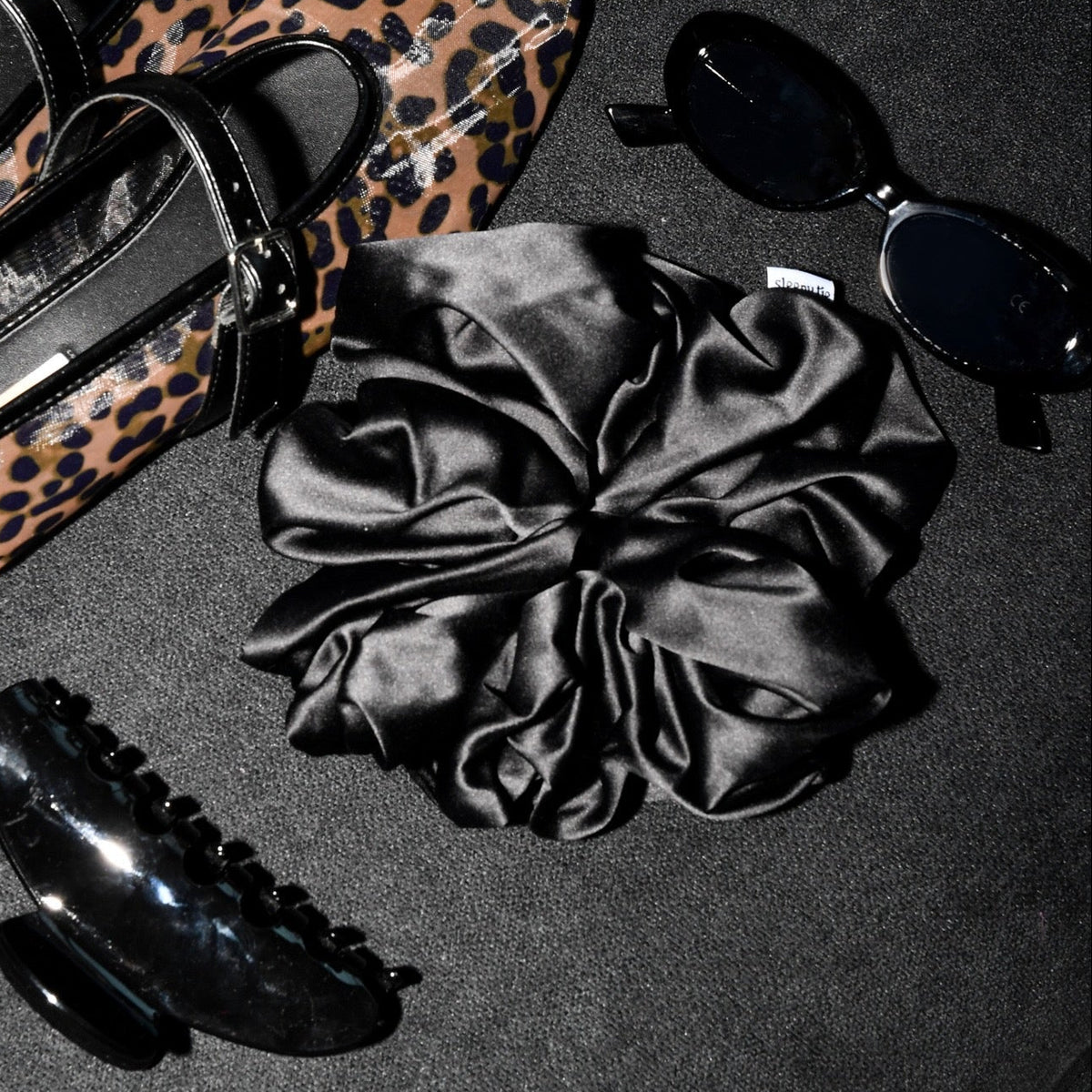 The Oversized Luxe Scrunchie Midnight
